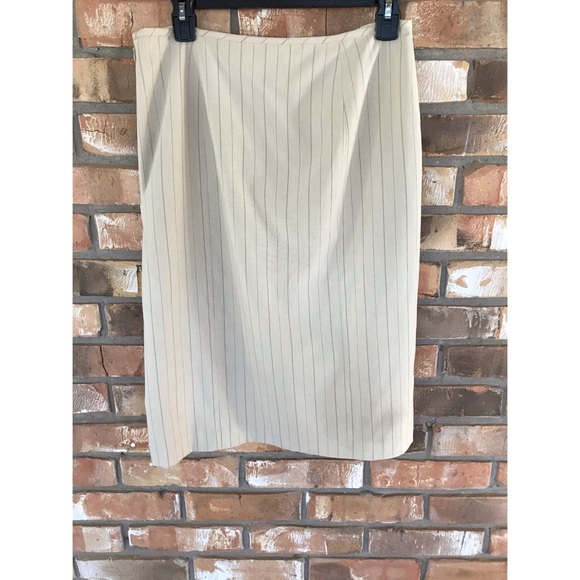 Amanda Smith Pleated Pencil Skirt Sz 12 NWT - Picture 5 of 7
